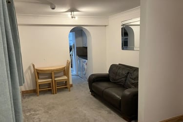 1 bed studio, Alexandra Place studio, Mutley, Plymouth, PL47JP - Image 9